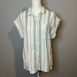 Coastal Comfort Gauzy Button Up Top Womens Size Large